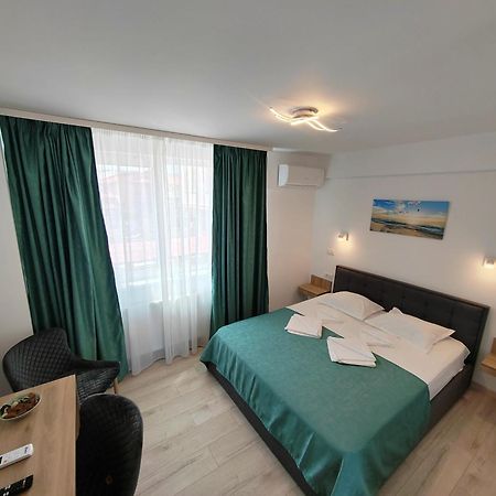 Casa Beyaz Hotel Mangalia Exterior photo